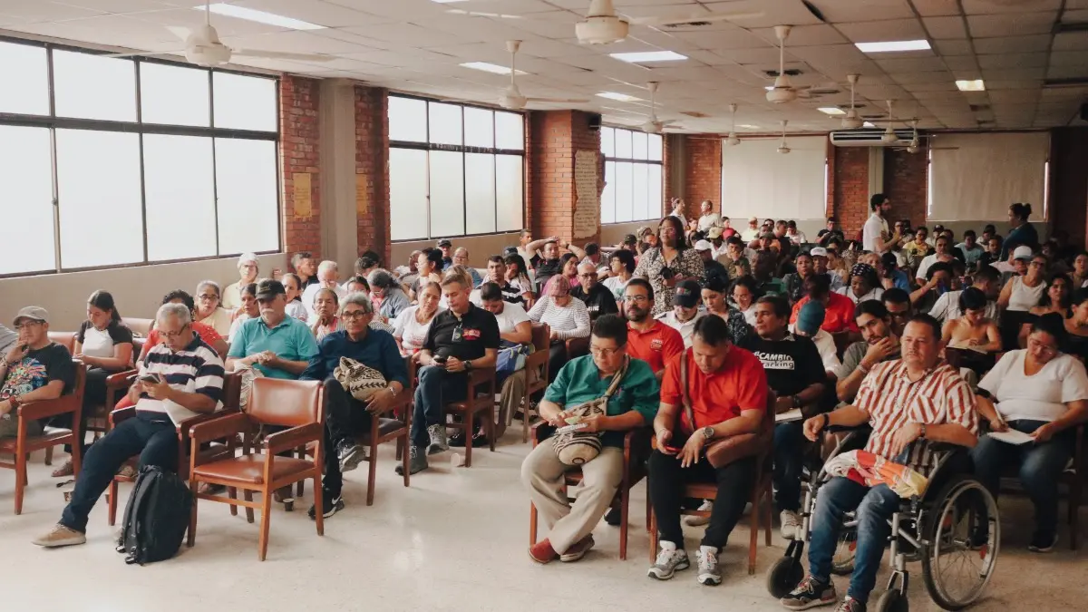 Asamblea Regional por la Paz en Barrancabermeja: “El paramilitarismo está hablando hoy de justicia social, de cambio, de derechos humanos”.