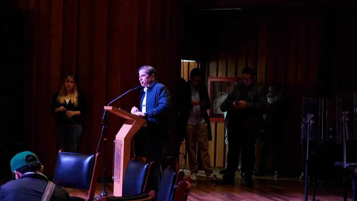 La sociedad civil como motor de la paz, según el Ministro Juan Fernando Cristo